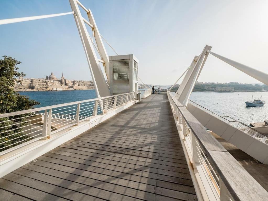 Modern Family Holiday Retreat In Gzira Sliema Eksteriør bilde